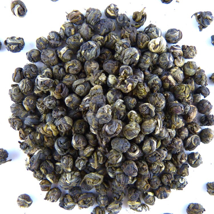 Herbata zielona Long zhu Cesarska Perła