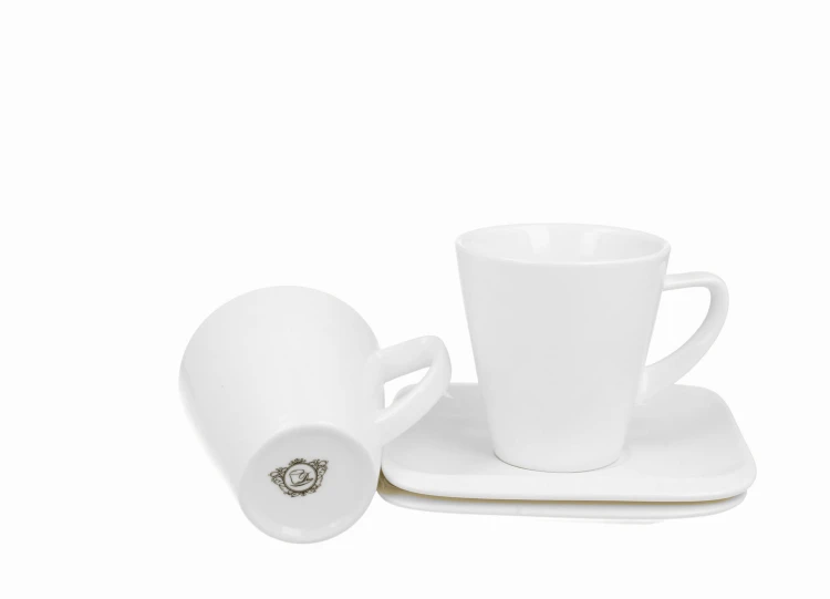 Komplet porcelanowych filiżanek ze spodkami - 250ml INFINITY zapakowanych w eleganckie pudełko