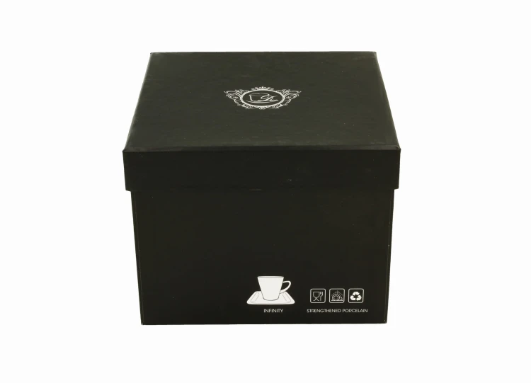 Komplet porcelanowych filiżanek ze spodkami - 250ml INFINITY zapakowanych w eleganckie pudełko